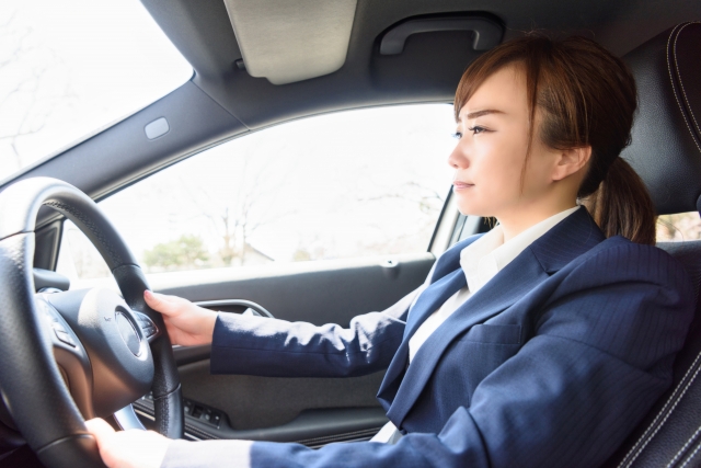 タクシー 運転手 家族養える